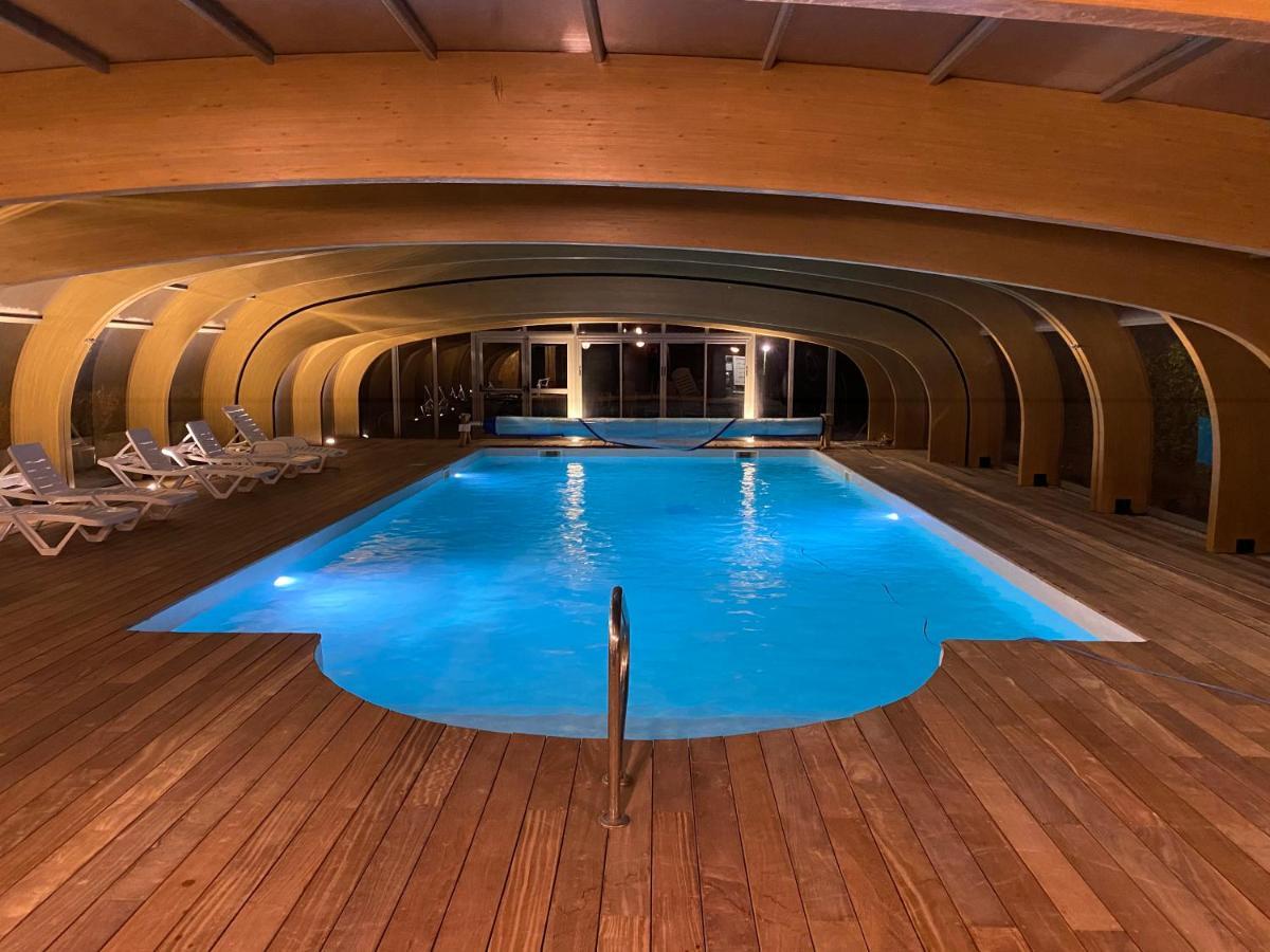 Logis Hotel Restaurant Planes Saillagouse Buitenkant foto